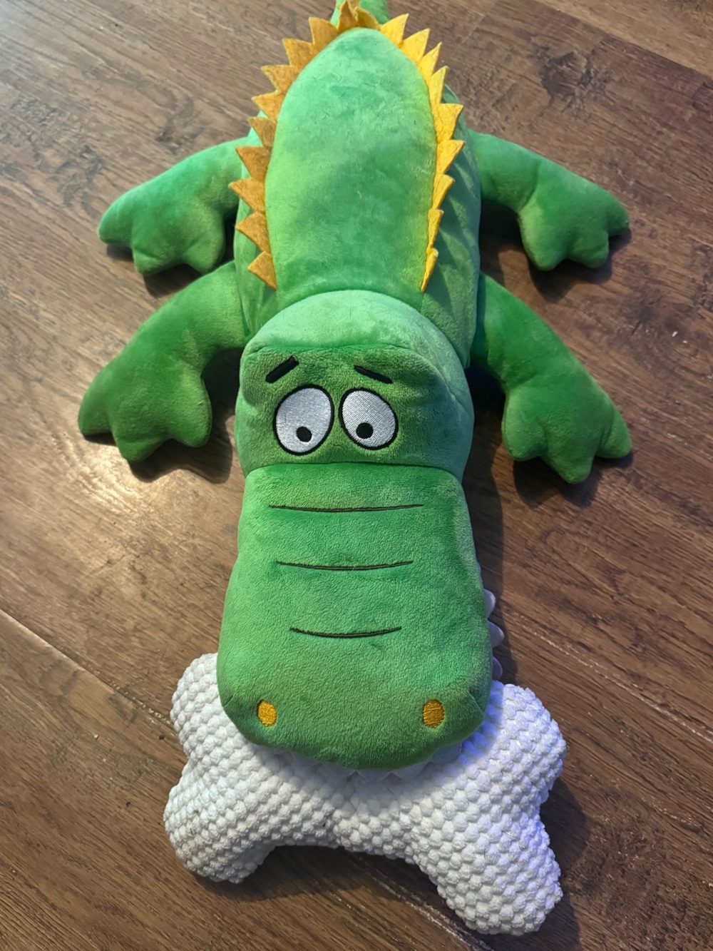 Joyhound XL GIANT Green alligator plush dog toy W/ 4 rip away limbs & a bone